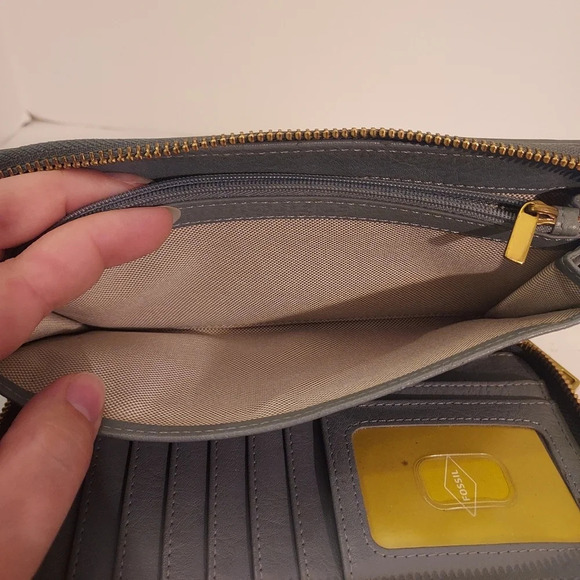 Fossil Chambray Liza Zip Around Clutch Wallet - Picture 14 of 16